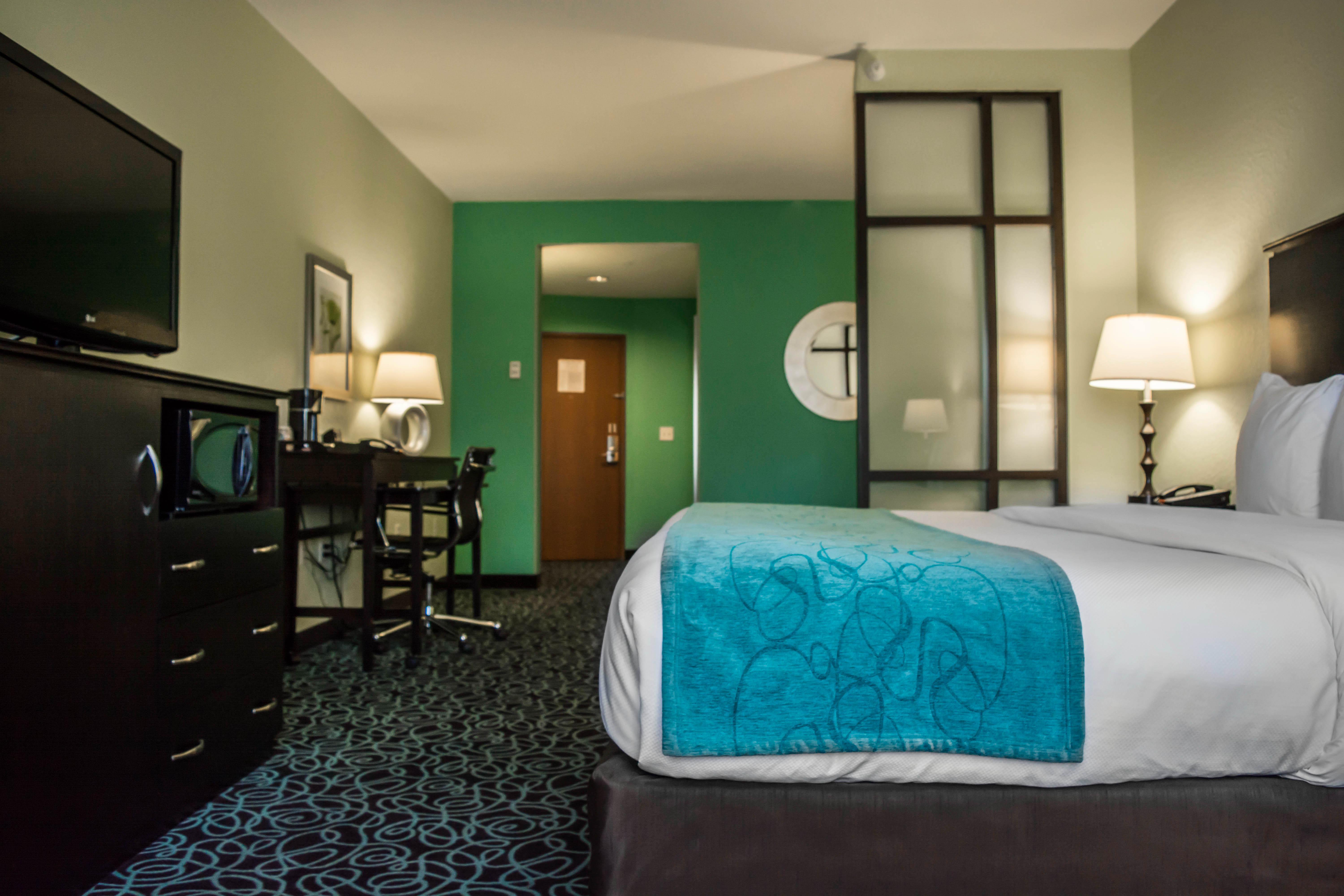 Mango Hampton Inn By Hilton Tampa Fairgrounds Casino מראה חיצוני תמונה