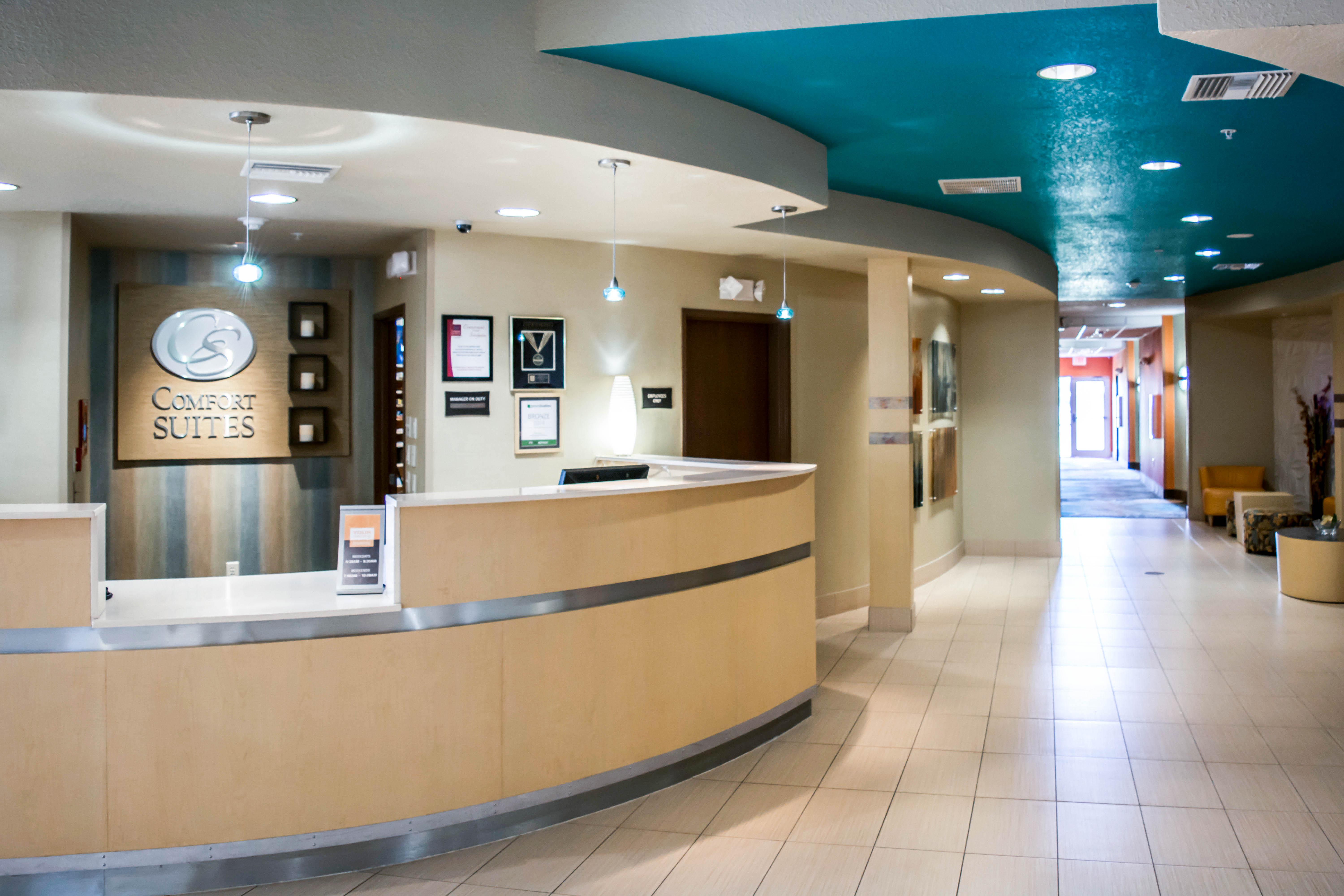 Mango Hampton Inn By Hilton Tampa Fairgrounds Casino מראה חיצוני תמונה