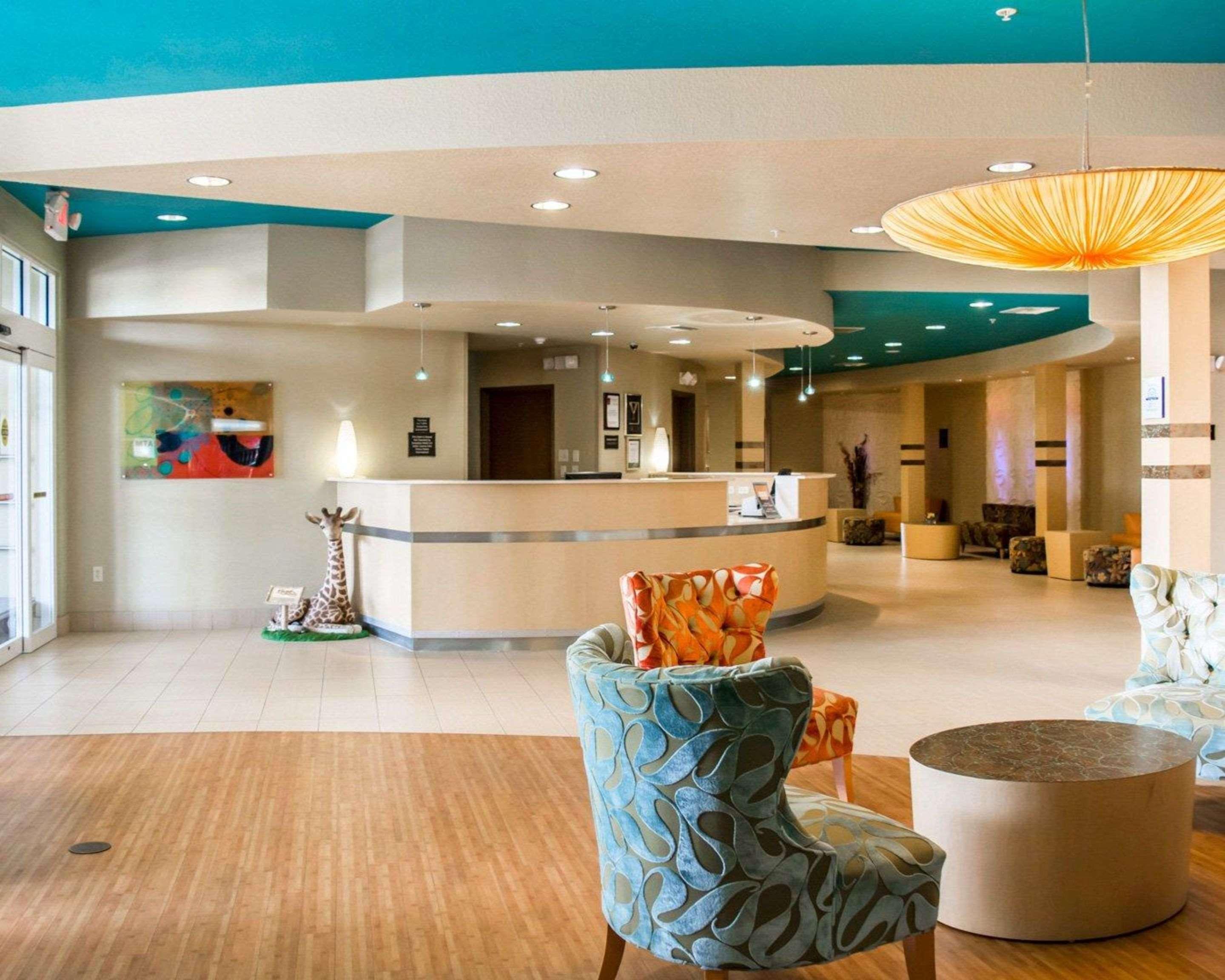 Mango Hampton Inn By Hilton Tampa Fairgrounds Casino מראה חיצוני תמונה