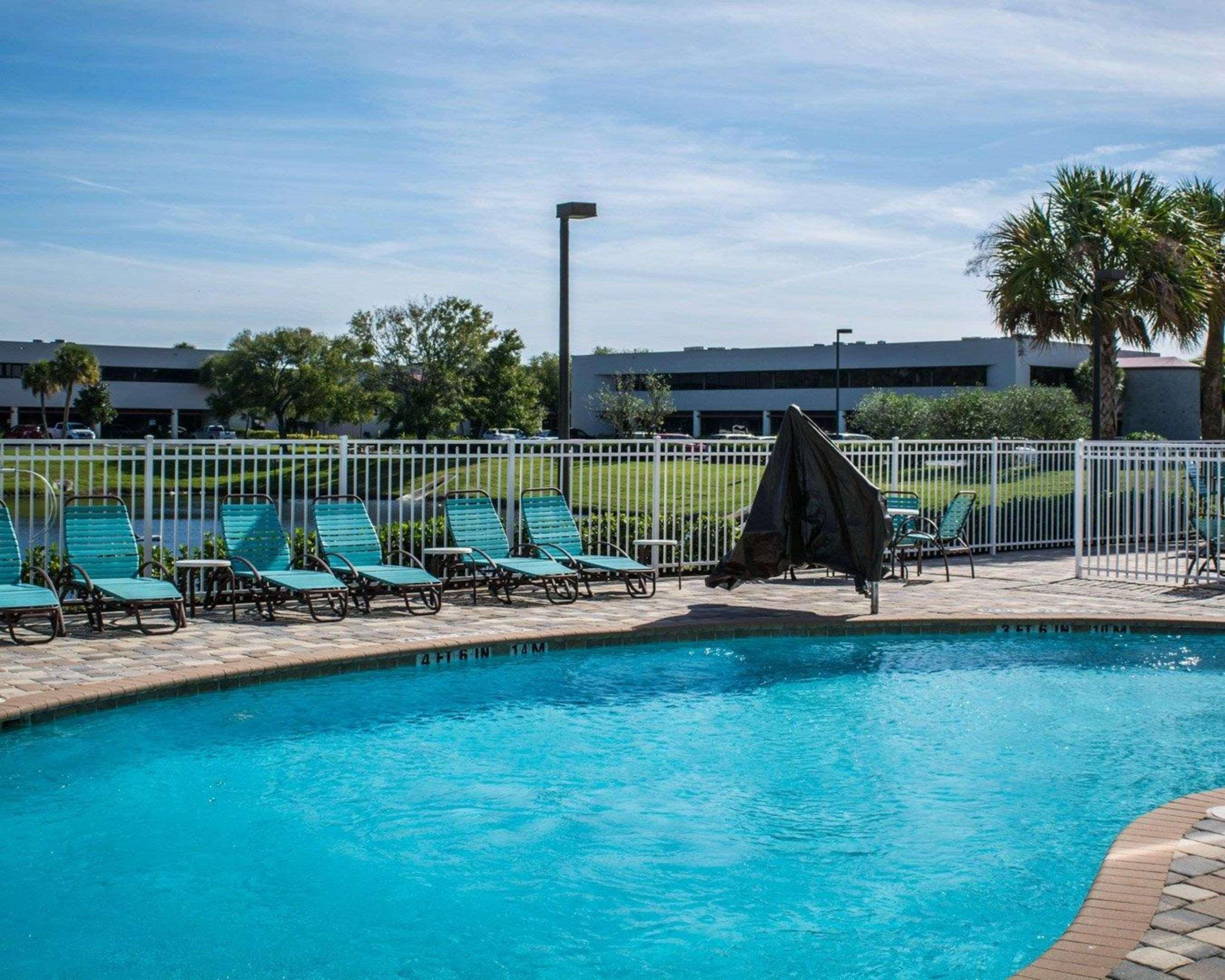 Mango Hampton Inn By Hilton Tampa Fairgrounds Casino מראה חיצוני תמונה